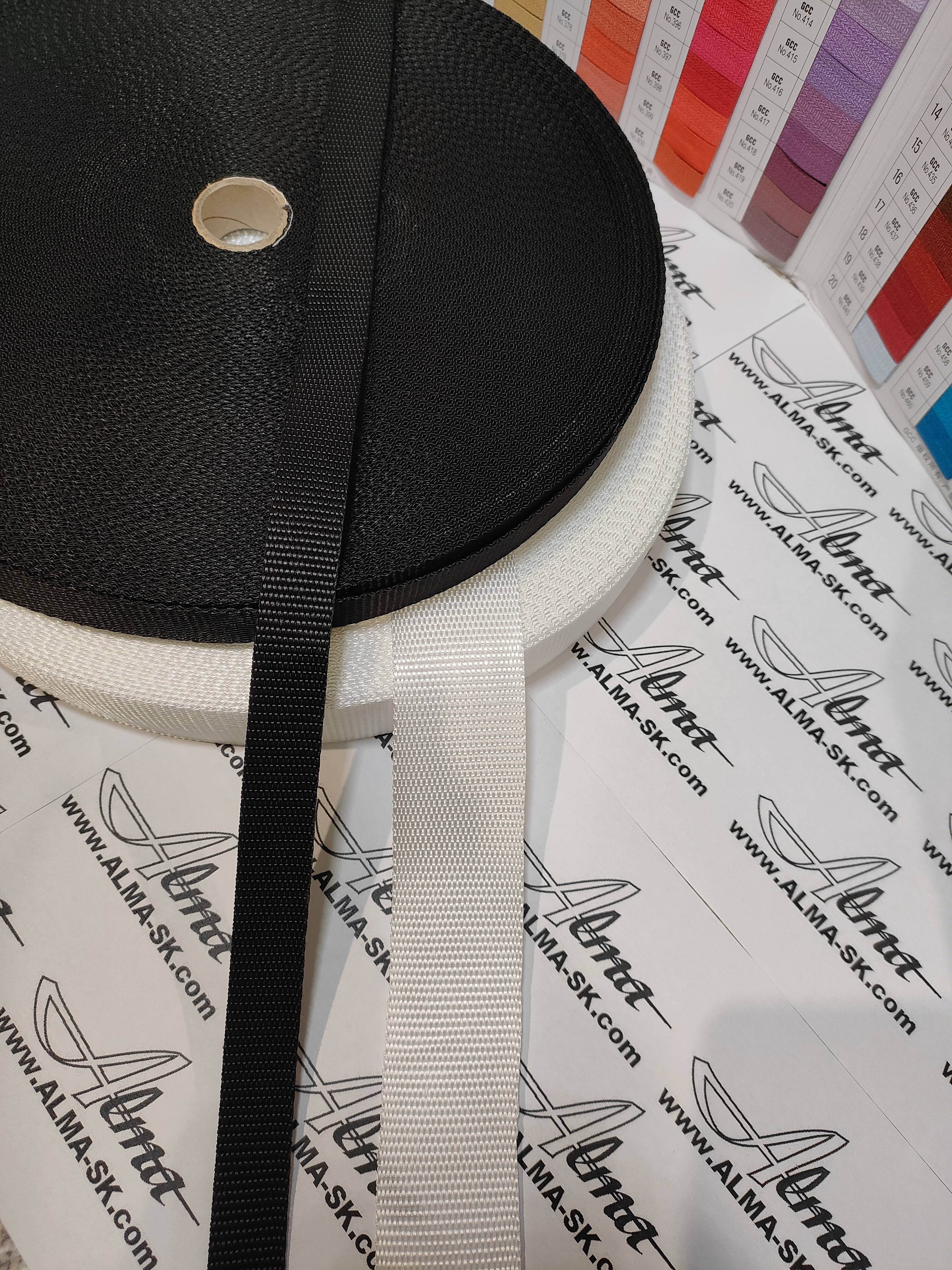 Popruh 25 mm čierny (polypropylén)