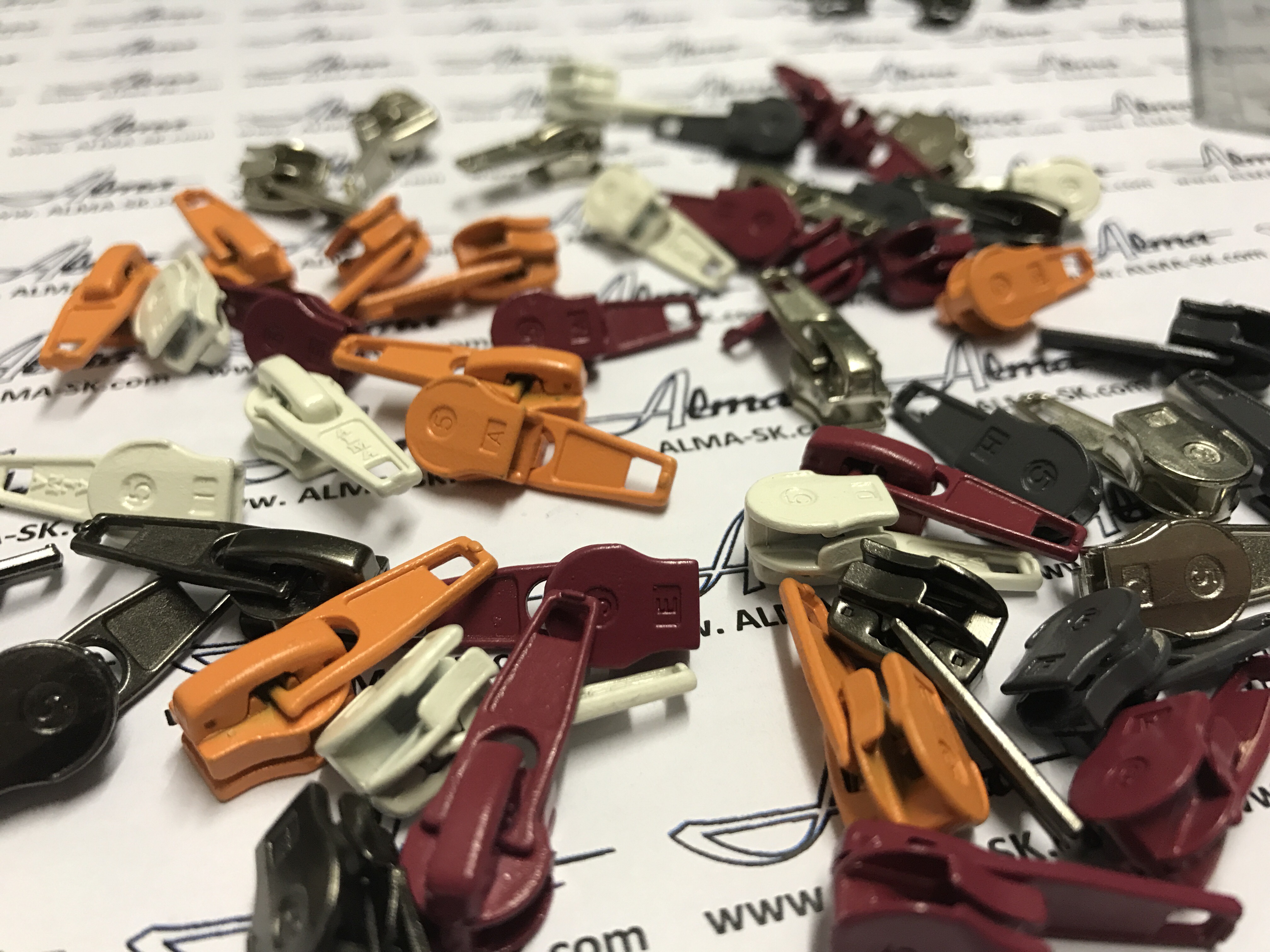 UH5 bežec (6 mm) s brzdou (P307) svetlý béžový