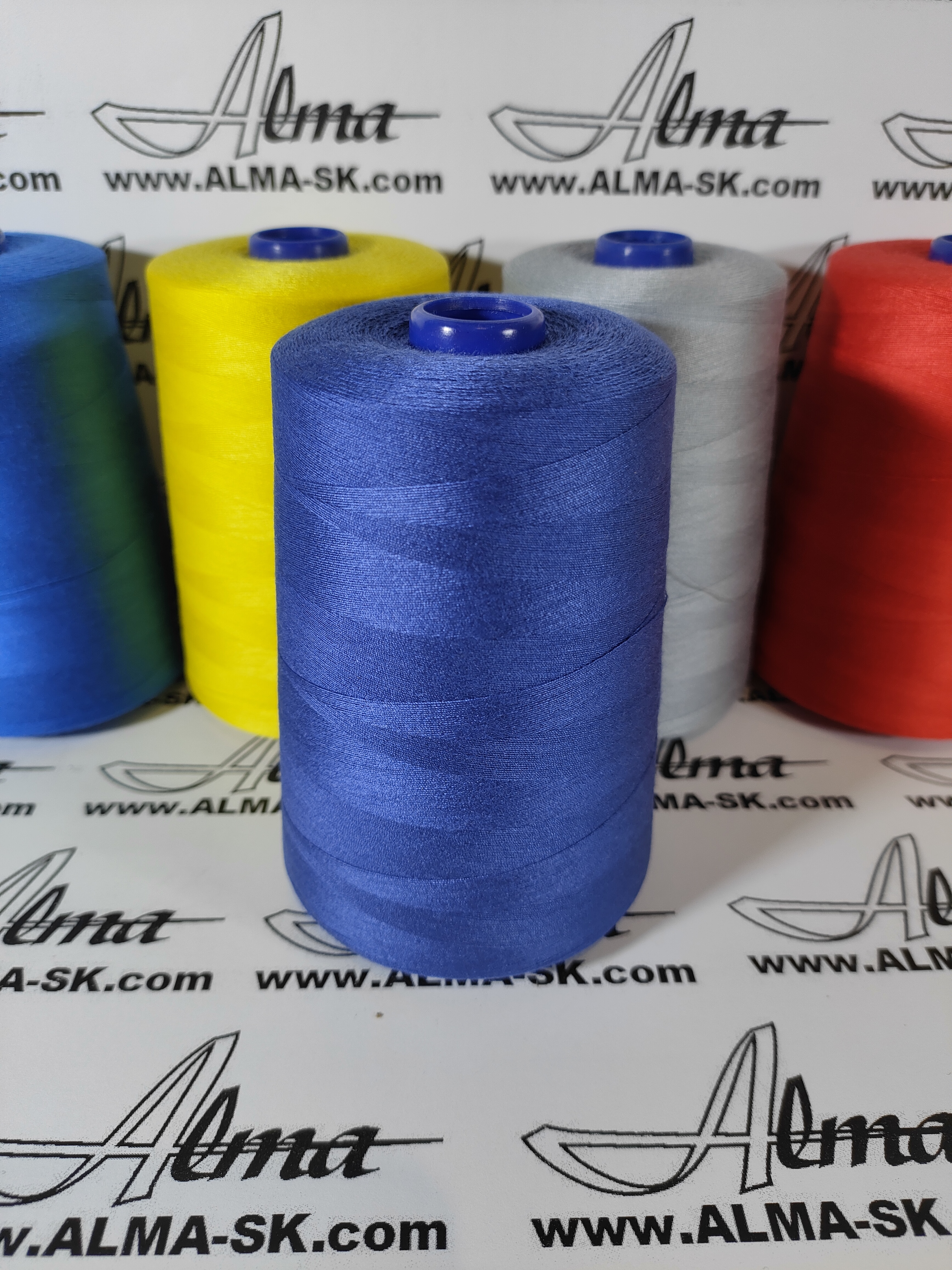 Happy Threads i 80 (40/3) (TA-238 - kráľovská modrá) nite 5.000y