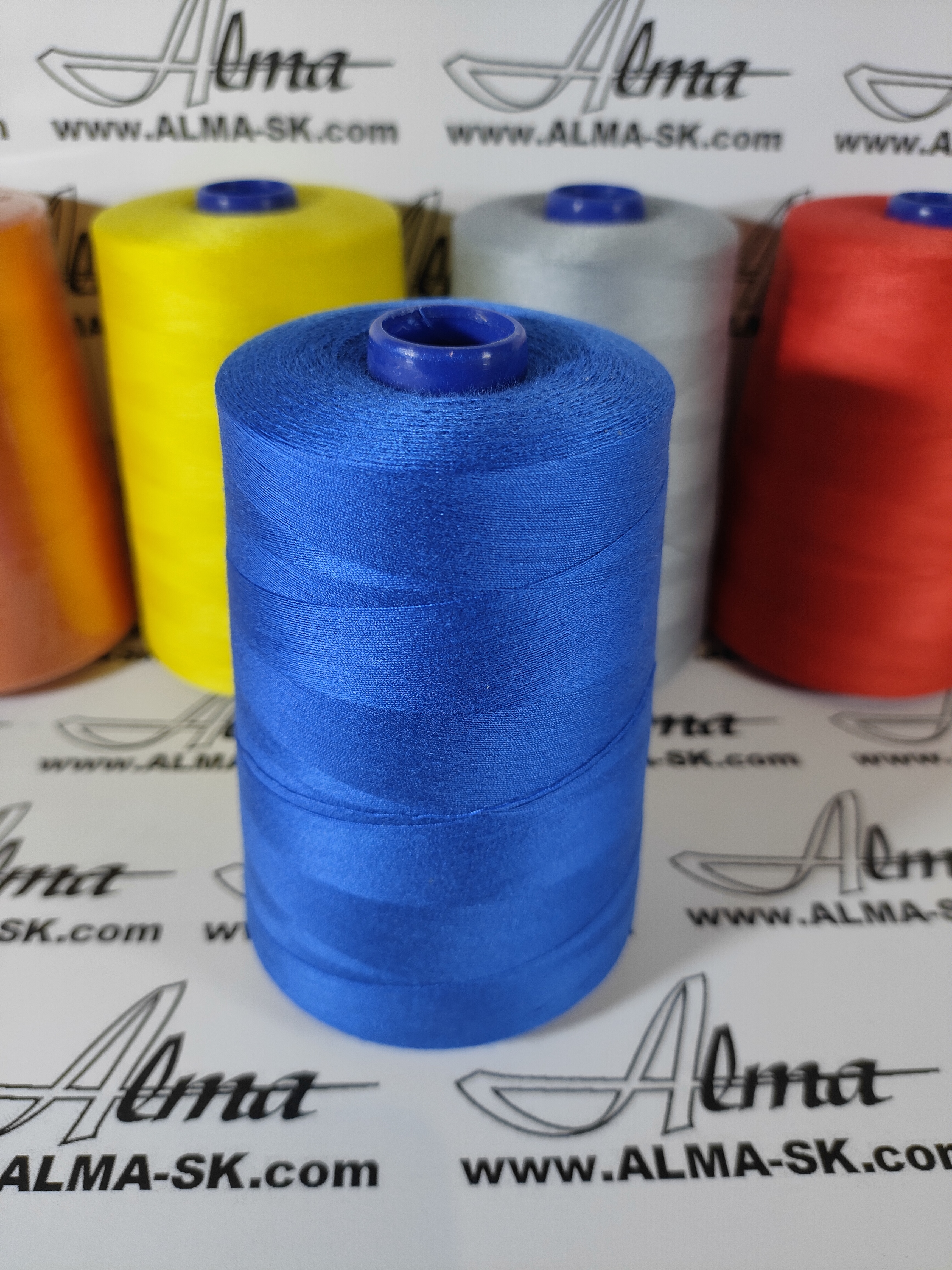 Happy Threads i 80 (40/3) (TA-918 - kráľovská modrá) nite 5.000y